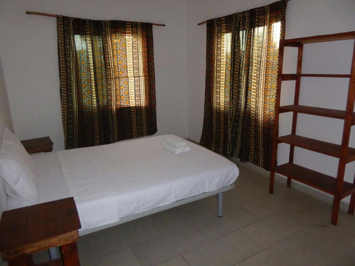 Sarawally Guesthouse Ampaya 외부 사진