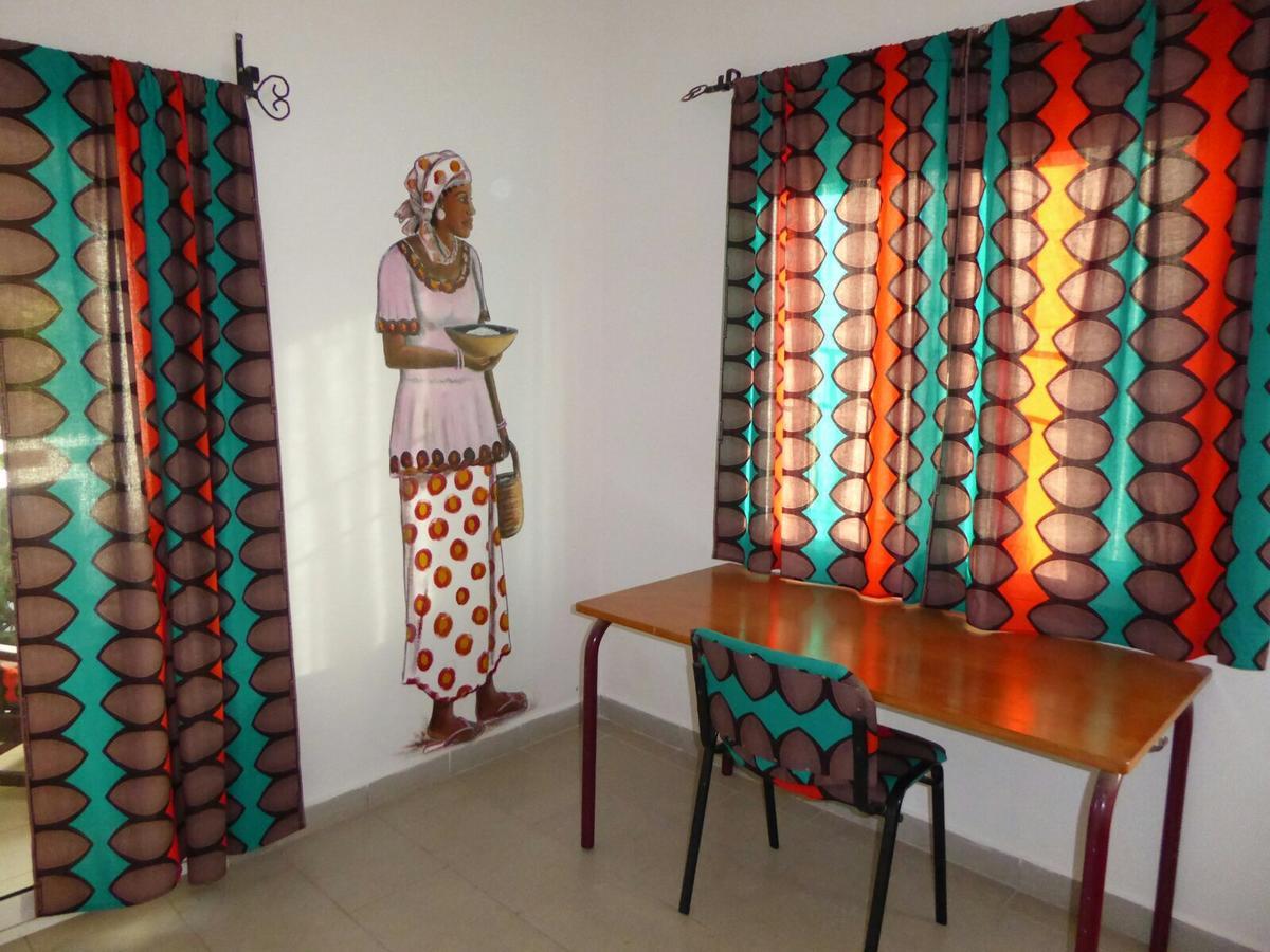 Sarawally Guesthouse Ampaya 외부 사진