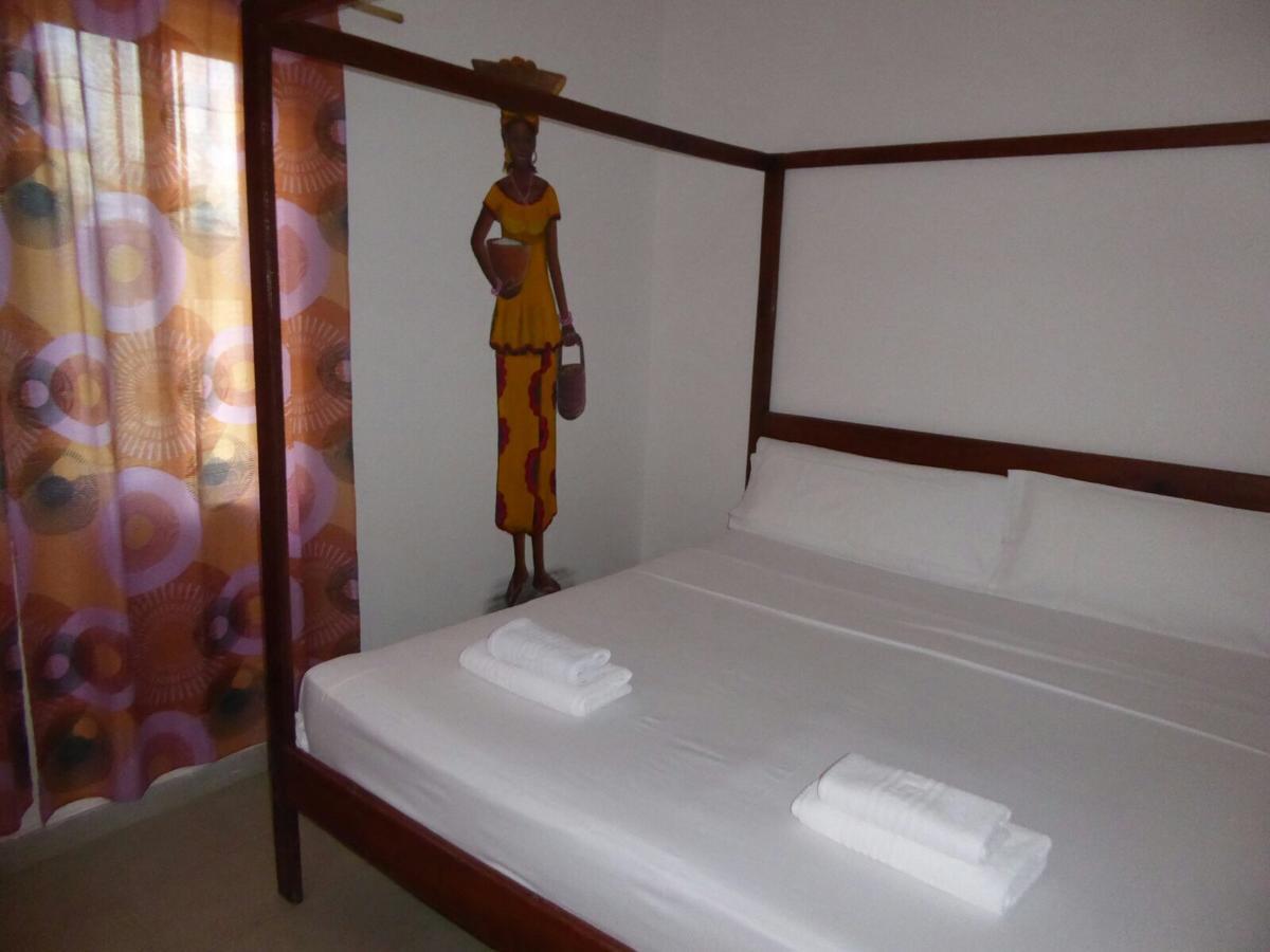 Sarawally Guesthouse Ampaya 외부 사진