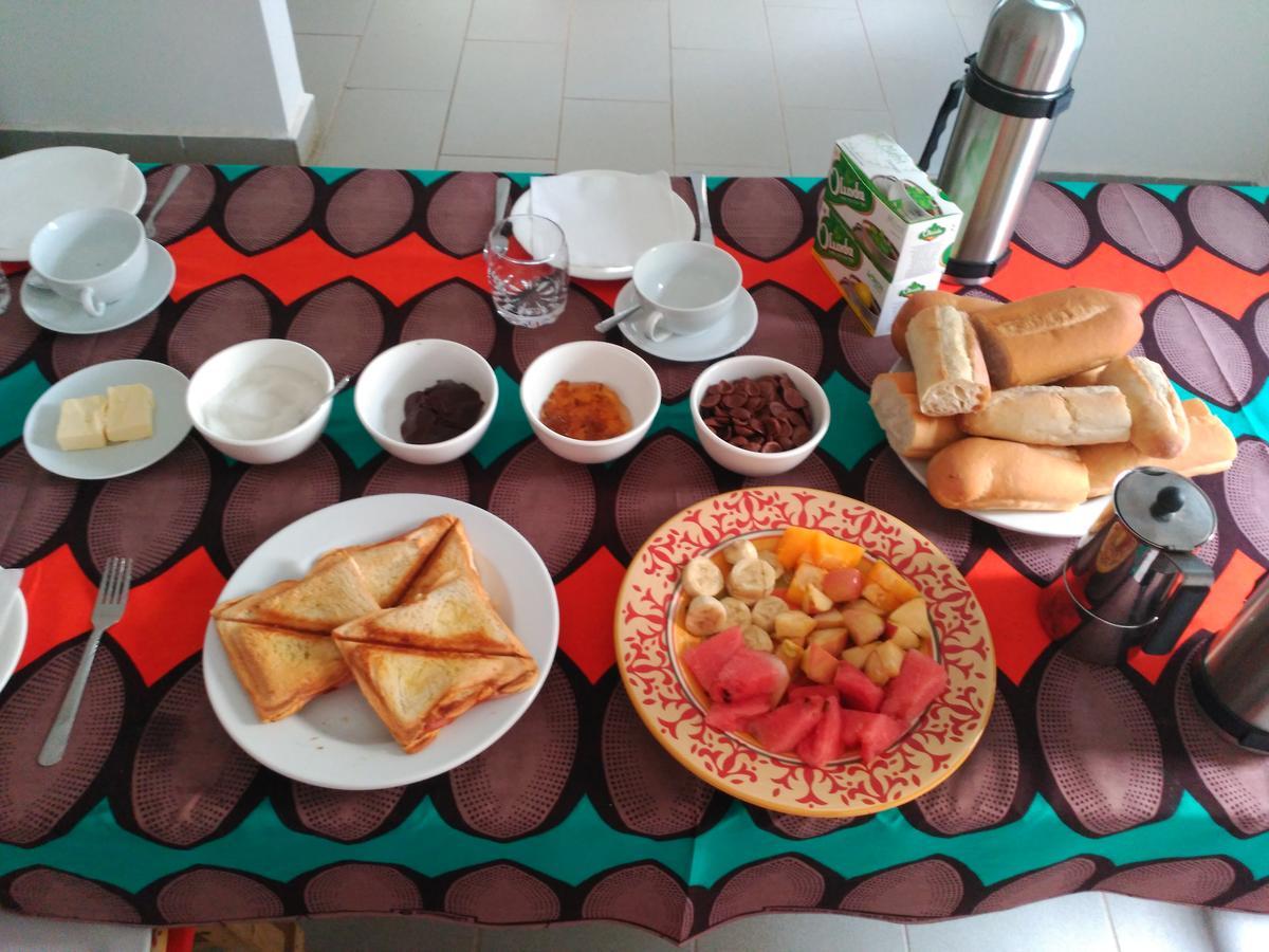 Sarawally Guesthouse Ampaya 외부 사진